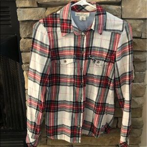 Women’s Plaid Button Up